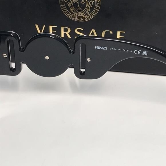 New Authentic Versace VE4425U Black Frame Grey Mirror Silver Lenses Sunglass - Picture 10 of 12